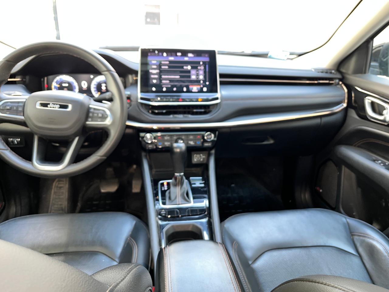 COMPASS LIMITED 1,3 AT6 4×2