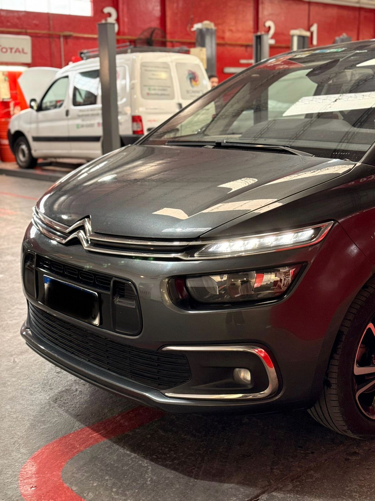 C-4 PICASSO FEEL PACK AT6v 165 THP