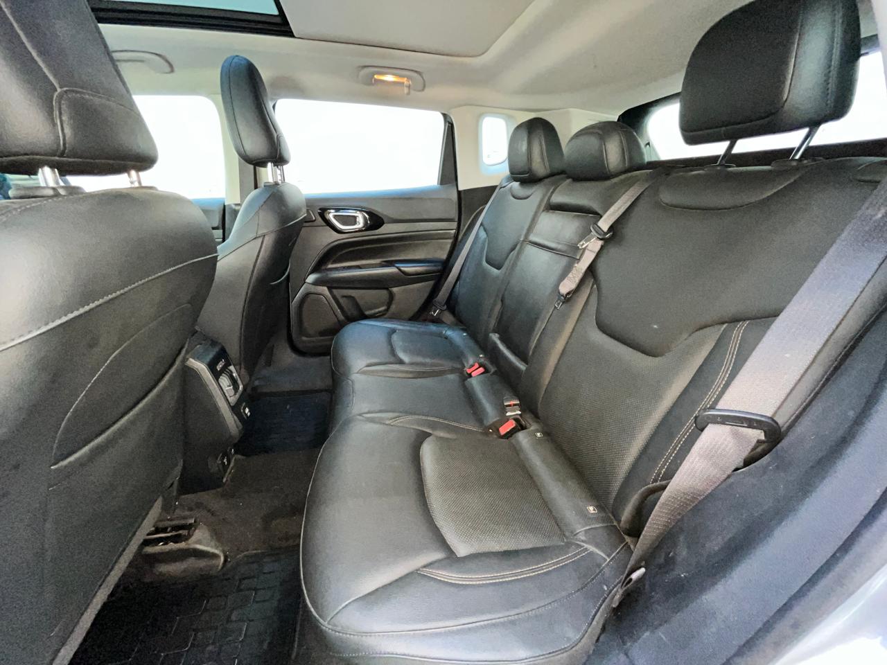 COMPASS LIMITED 1,3 AT6 4×2